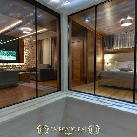 Hotel Emrovic Raj Novi Pazar Exterior photo