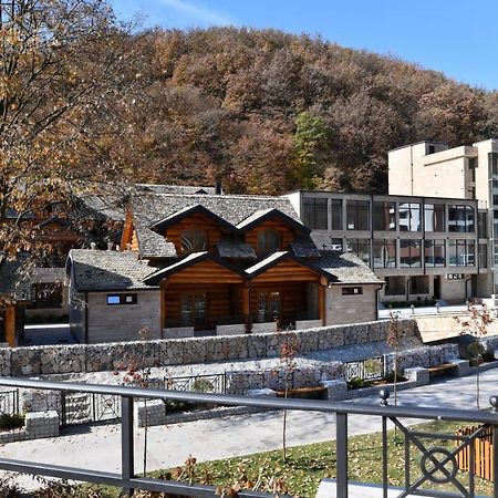 Hotel Emrovic Raj Novi Pazar Exterior photo