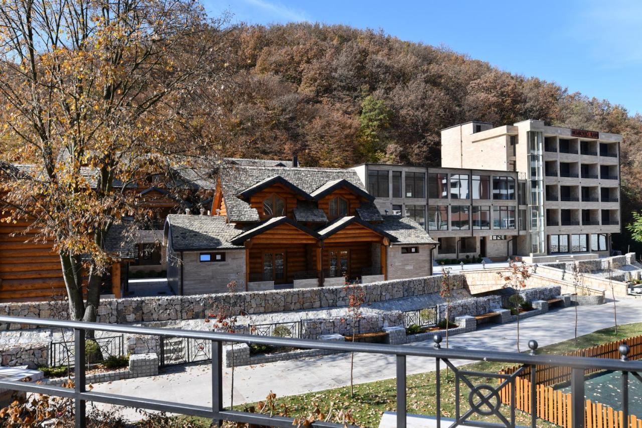 Hotel Emrovic Raj Novi Pazar Exterior photo